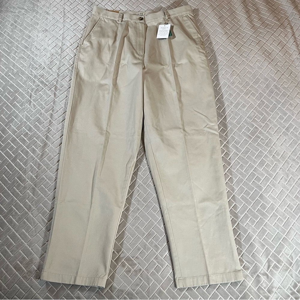 LL Bean Womens size 16 Khaki Tan Chino Pleated Work Pants Tapered Leg New